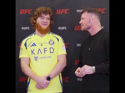 Bisping removes his EYE in front of Shara Bullet. 👁️