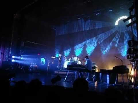 Keane   Disconnected live at L'Olympia de Montréal, 06 18 2012