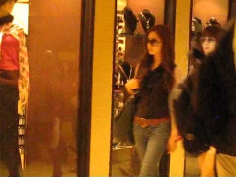 SNSD @ Sheraton 100905: Seohyun, Hyoyeon, & Sooyoung