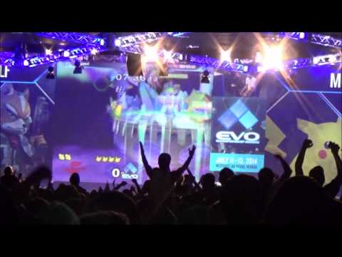 Axe 4 Stocks Silent Wolf at EVO 2014 (Crowd View)