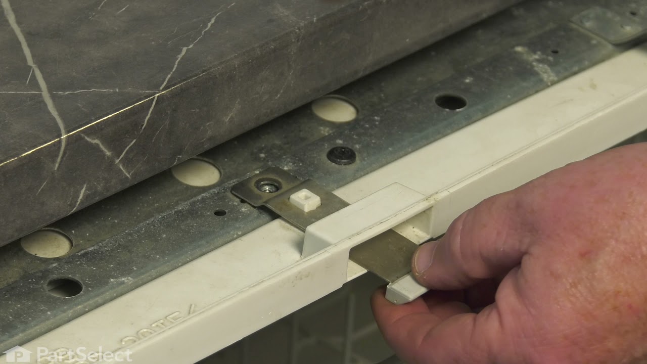 Replacing your General Electric Dishwasher Door Latch Replacing your General Electric Dishwasher Door Latch