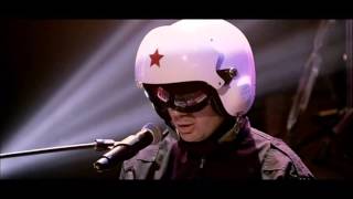 Cascadeur - Ghost Surfer (Live HD)