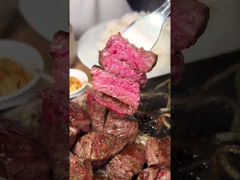 Un asador abierto hasta las 4:00 a.m. [Steak House 91]