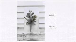 La Dispute - Woman (in mirror) (&quot;Tiny Dots&quot; Live Performance)