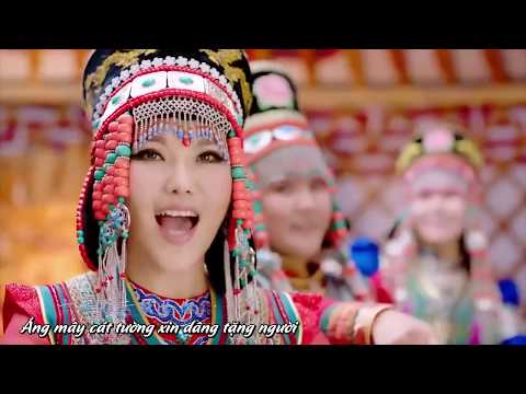 Đứng trên thảo nguyên nhìn về Bắc Kinh (Zhàn zài cǎo yuán wàng Běi Jīng - 站在草原望北京) - Ô Lan Đồ Nhã