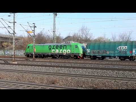 Züge in Hamburg-Harburg