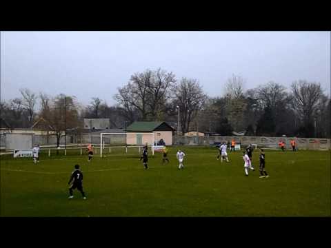 PiknikiOnTour: Milan Milanówek - LKS Chlebnia 2-0 (1-0). 16.11.2013