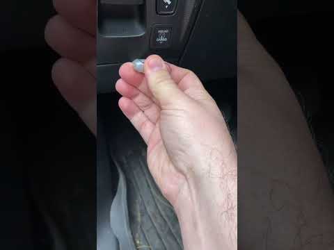 Ram 1500 Things You Might Not Know #5 - Mechanically Shift Into Neutral When Your Battery Is Dead!