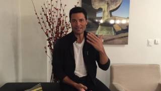 Chayanne saluda a Tony Bennett en su Cumpleaños