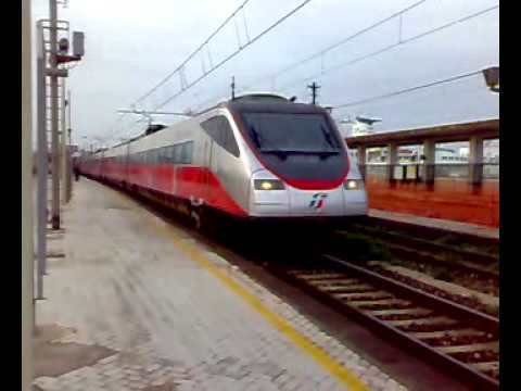 Partenza ES* FAST 9372 " FRECCIARGENTO "