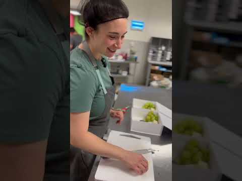 Our Favourite Holiday Traditions 🎁