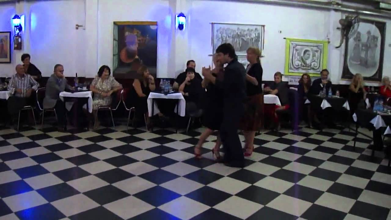 Manuel festeja su cumple junto a Natacha en Sin Rumbo de Julio Duplaa