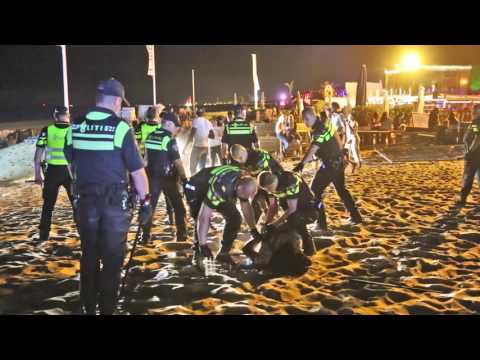 Rellen bij strandfeesten in Bloemendaal aan Zee; meerdere aanhoudingen