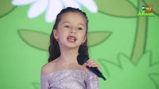 Ana Delia Tcaciuc, Andreea Cebotari, Tenti Ilinca -  Scufita la Mall (Picaturi Muzicale)