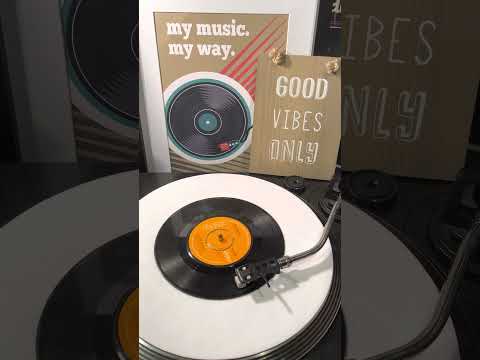 Elvis Presley- It’s Now Or Never ( Vinyl 45 ) From 1960 .