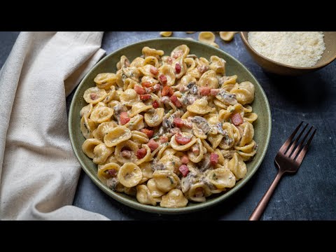 Creamy Bacon and Mushroom Pasta
