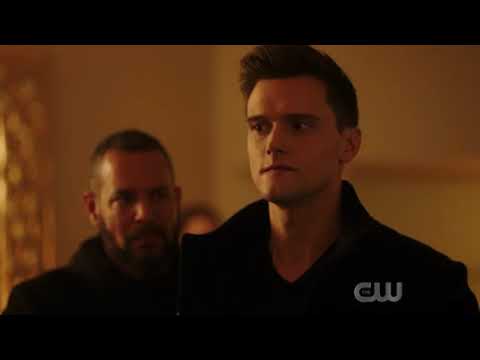 The Flash S05E13 - Barry THE CHEMIST