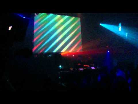 Broken Haze (NERDZ ERA) playing DJ P.O.L.Style - Vampire Killah at Club Asia, Tokyo