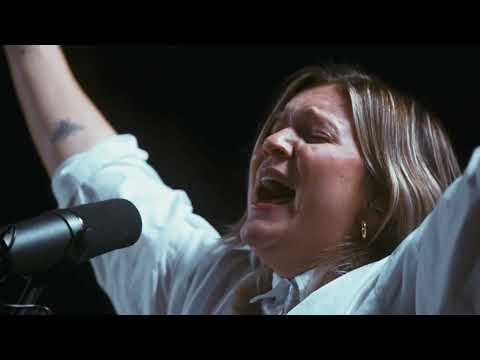 "YOU GAVE" (LIVE) - Meredith Mauldin & UPPERROOM feat. Abbie Gamboa