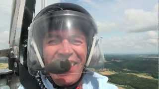 preview picture of video 'Barrierefrei Fliegen. Hoch hinaus mit dem Gyrocopter!'