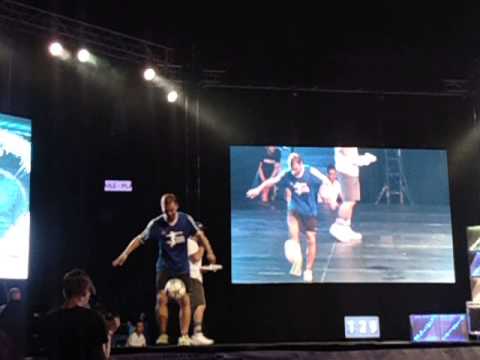 SUPER BALL 2014 BATTLES SEMIFINAL - tobias vs skora