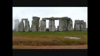 Stonehenge, prehistoric monument in Wiltshire, England,