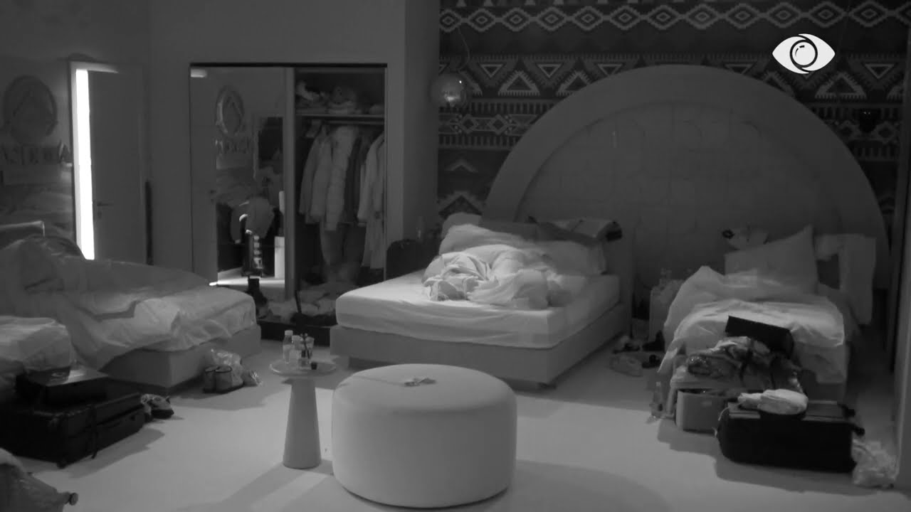 “A më do?”/ Puthje mes Meritonit dhe Ilnisës: Shumë!