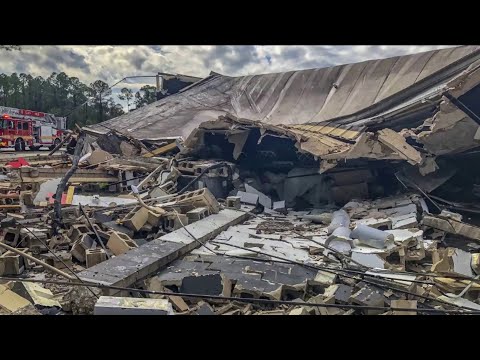 Roof collapses on part of Beach Boulevard strip mall