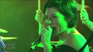 Elana Stone - Slippery Slidee   (Live in Sydney) | Moshcam