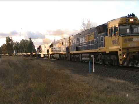 Pacific National NR81 works 7YN2 out of East fork with NR22 and (NR 109 The Ghan)