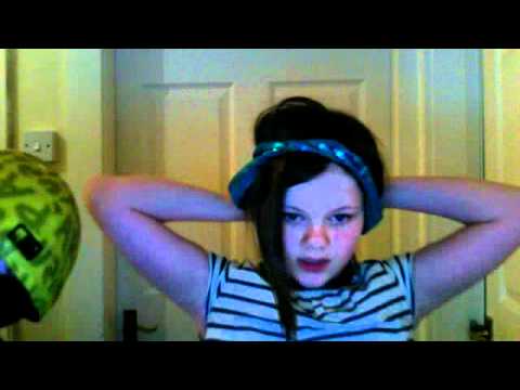 max and sancia are singing