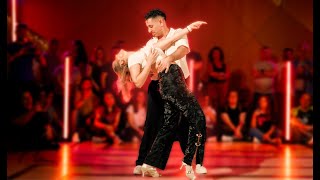 Prince Royce - How Deep Is Your Love | Alfonso y Mónica