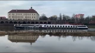 Wideo: 82-metrowy niemiecki hotelowiec w głogowskiej Marinie. Krótki przystanek na trasie Berlin - Wrocław