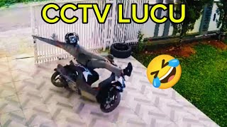 Download lagu Funny CCTV Videos 🤣 That Will Make You Laugh Out Loud #1 mp3