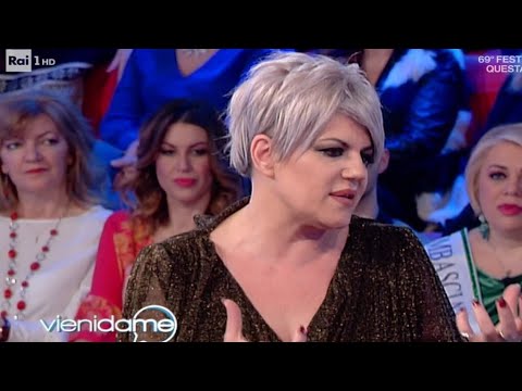Manuela Villa a Vieni da me/ “Sono fortunata ad essere la mamma di Jacopo. Mio padre Claudio?