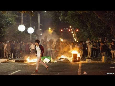 China Shows Taiwan How to Handle Protesters | China Uncensored