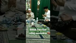 Download lagu Akhlak para kyai sepuh saling mendoakan mp3