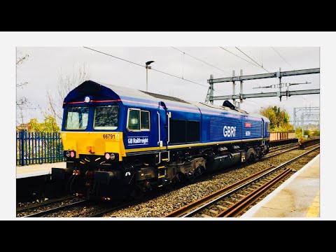 GBRF ‘Blue Beacon Rail’ 66791 Passing Through Reading West