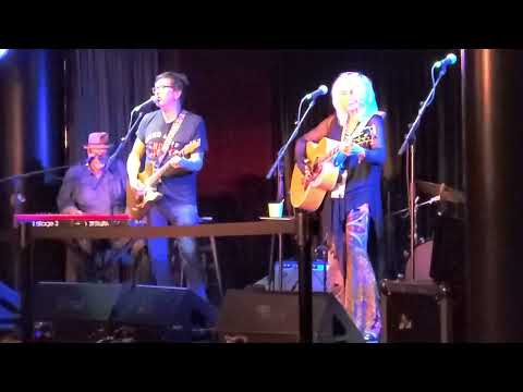 Outlaw Country Cruise 6 The Red Dirt Boys with Emmylou Harris Gulf Coast Highway 3-2-2022