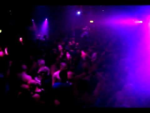 XXL LONDON Saturday 8th August 2009 - Main Floor Action