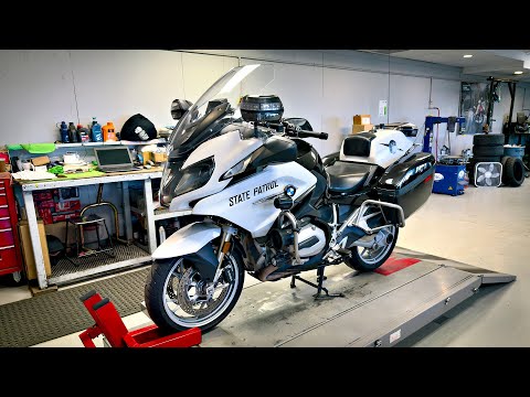 BMW Tech Talk Day..!! • S1000RR & R1200RT-P! | TheSmoaks Vlog_3516