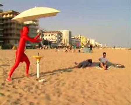 The annoying devil Italy 2