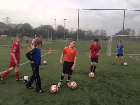 RKAVV D1 (za) vs. RKAVV F1 (za) 17-4-2013 19:24