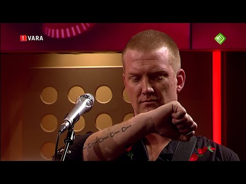 Queens of the Stone Age - My God is the Sun live @ DWDD 2013