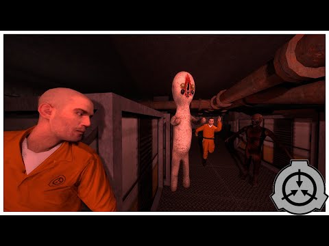 SCP Containment Breach But its Multiplayer