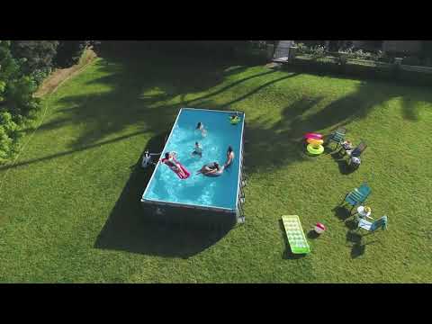 Mantenimiento y cuidado de piscina.