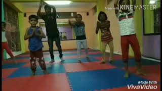 Ya re ya Marathi song From Ventilator Movie / Priyanka Chopra movie.