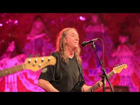 Video thumbnail for Pan de Higo (En directo Palau, 2011)