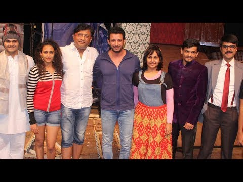 Sharman Joshi Unveils The First Look Of His Gujarati Play Yashwantrao Chavan