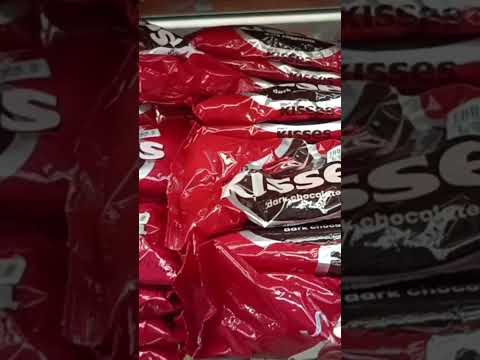 Kisses Dark Chocolate 🍫🍫🍫#shorts#satisfying#yummy#asmr#howto#subscribe